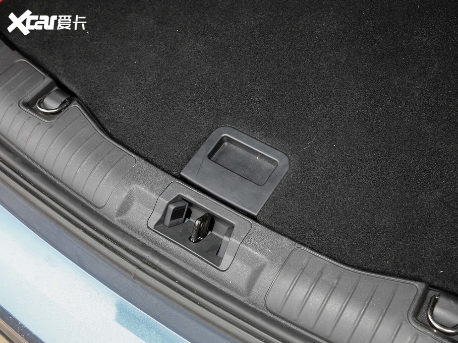 2020JH EcoBoost 245 v ST-LINE