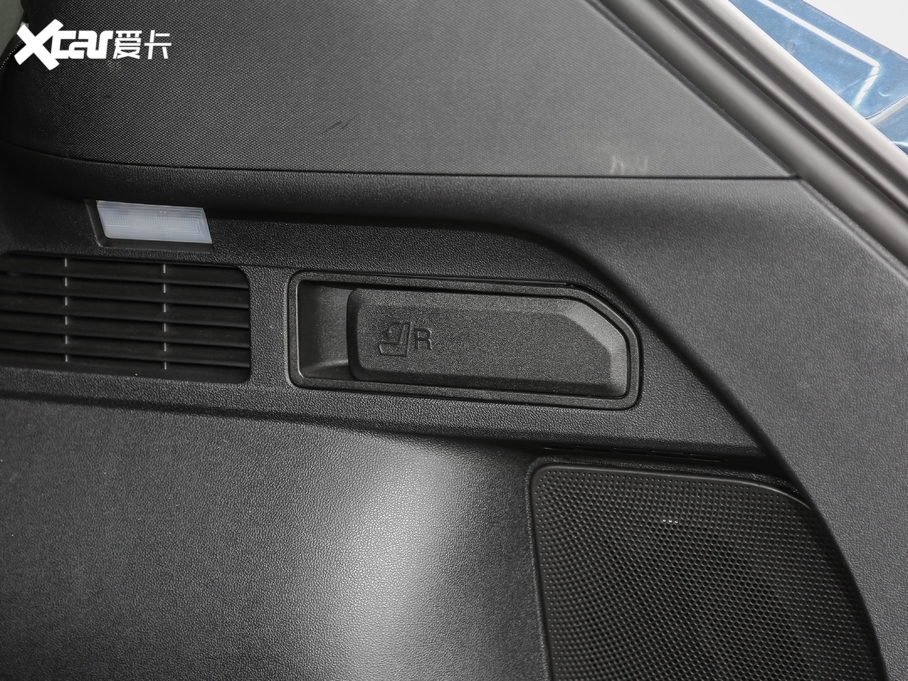 2020JH EcoBoost 245 v ST-LINE