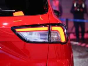 2020EcoBoost 245 v ST-LINE β