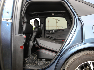 2020EcoBoost 245 v ST-LINE ηŵ