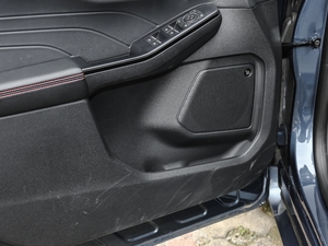 2020EcoBoost 245 v ST-LINE ǰTg