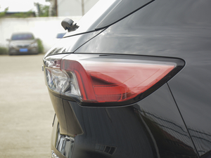 2020EcoBoost 245 ҫ ^