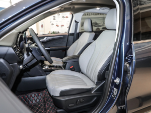 2020EcoBoost 245 (q)ۼ {