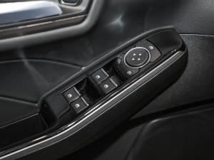 2020EcoBoost 245 (q)ۼ {܇ƅ^(q)	