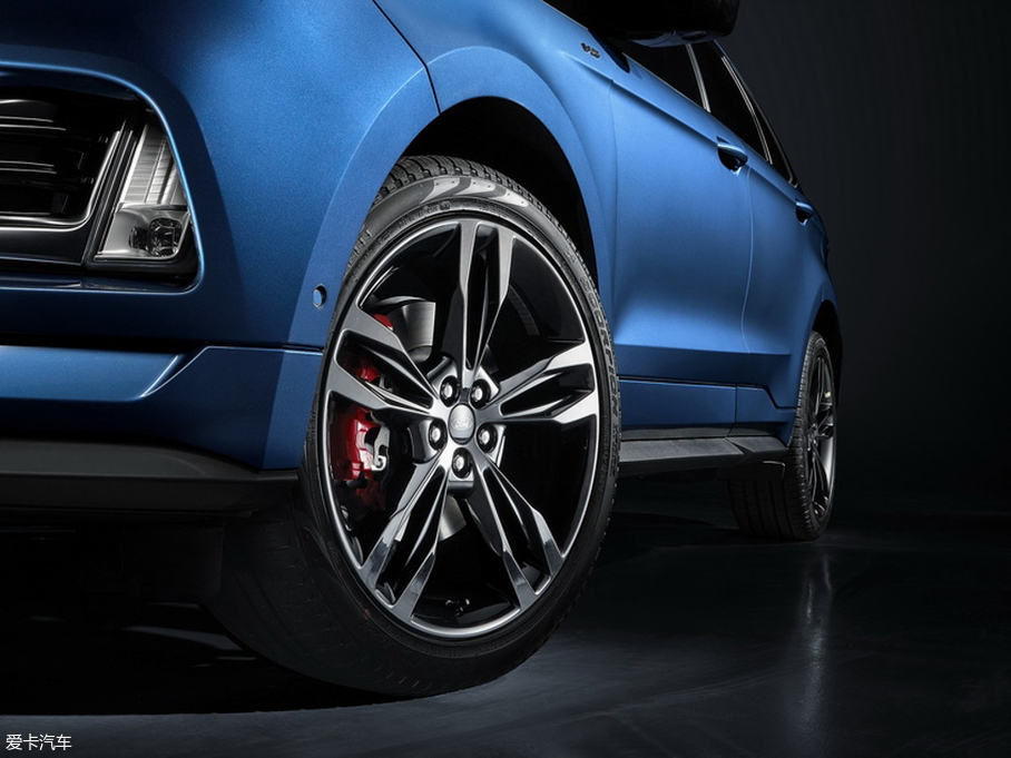 2020J EcoBoost 330 (q)ST 7