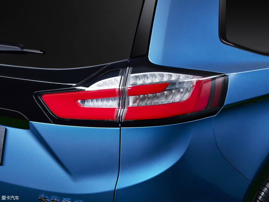 2020J EcoBoost 330 ST 7