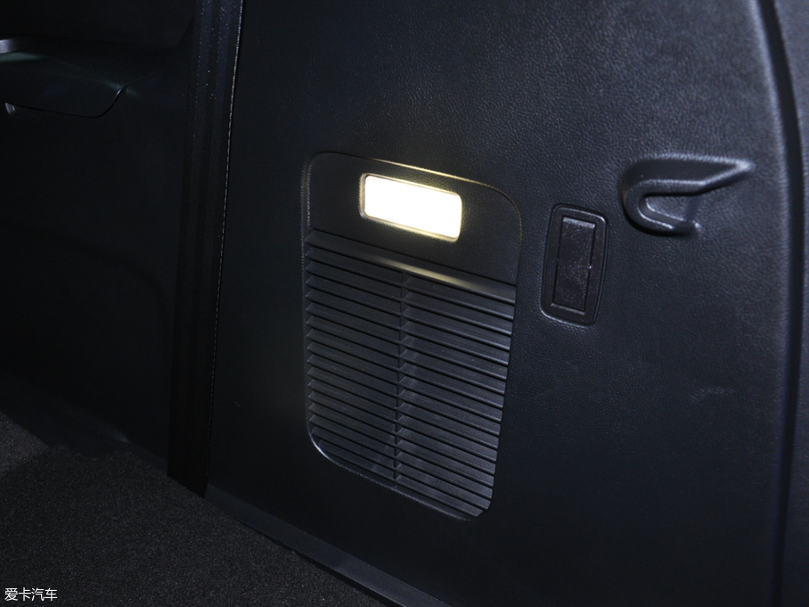 2020J EcoBoost 245 ST-Line 7