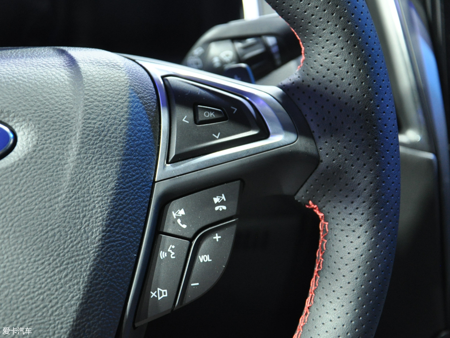 2020J EcoBoost 245 (q)ST-Line 7