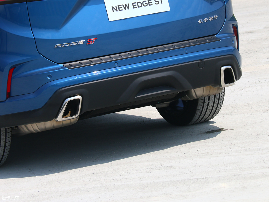 2020J EcoBoost 330 ST 7