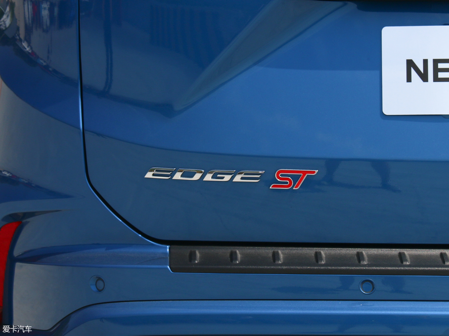 2020J EcoBoost 330 ST 7