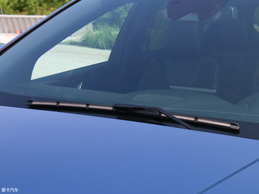 2020J EcoBoost 330 (q)ST 7