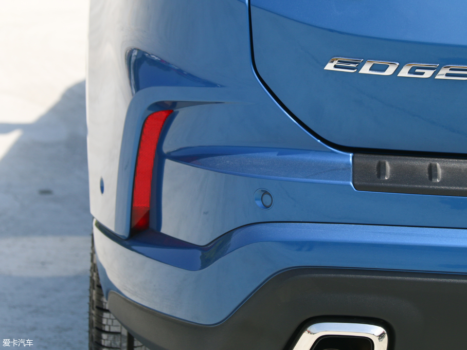 2020J EcoBoost 330 ST 7