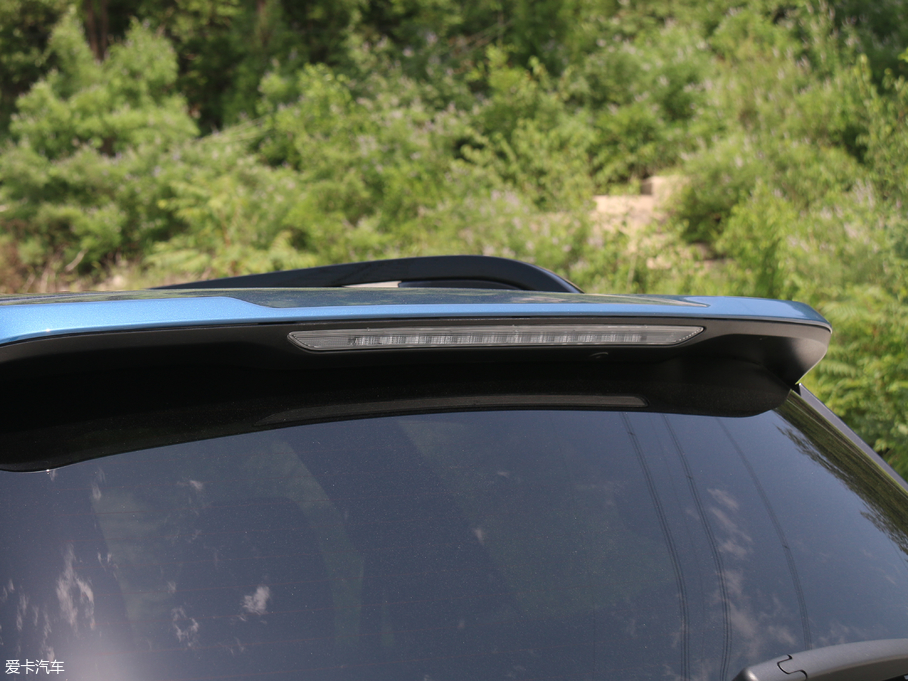 2020J EcoBoost 330 ST 7