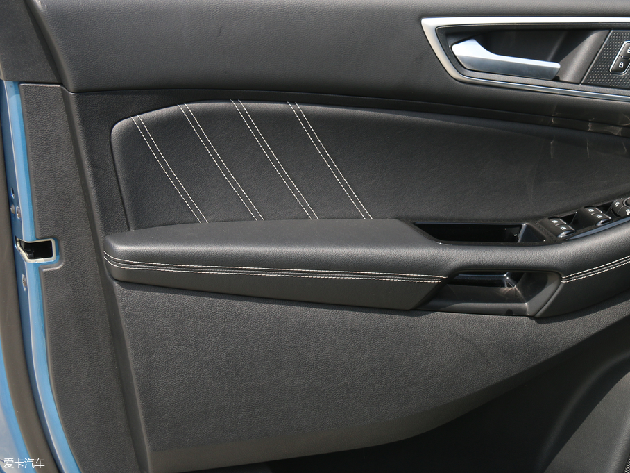 2020J EcoBoost 330 ST 7