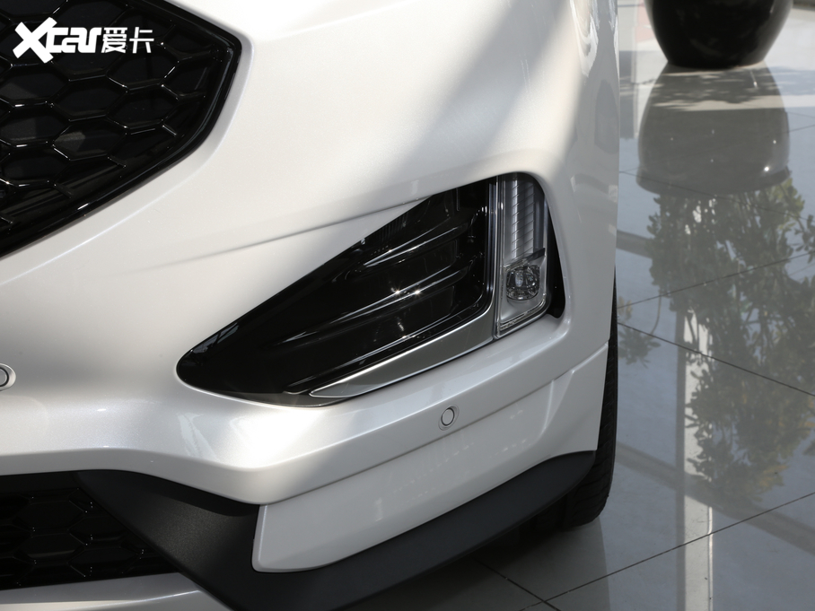 2020J EcoBoost 245 (q)ST-Line 7