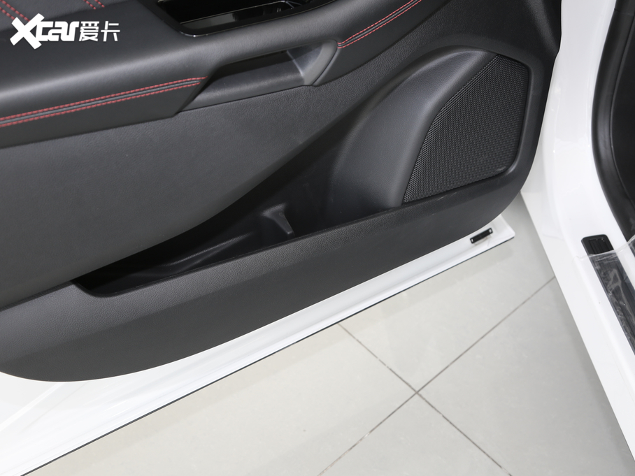 2020J EcoBoost 245 ST-Line 7