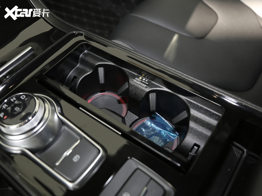 2020J EcoBoost 245 ST-Line 7