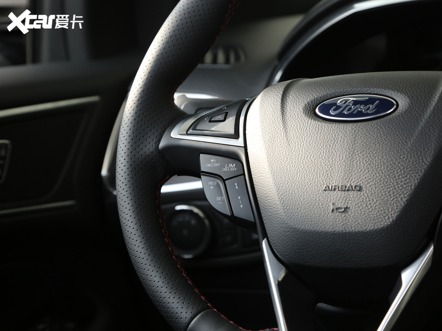 2020J EcoBoost 245 ST-Line 7