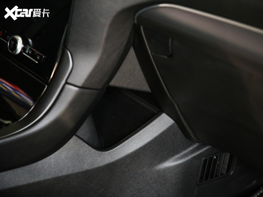 2020J EcoBoost 245 J 7