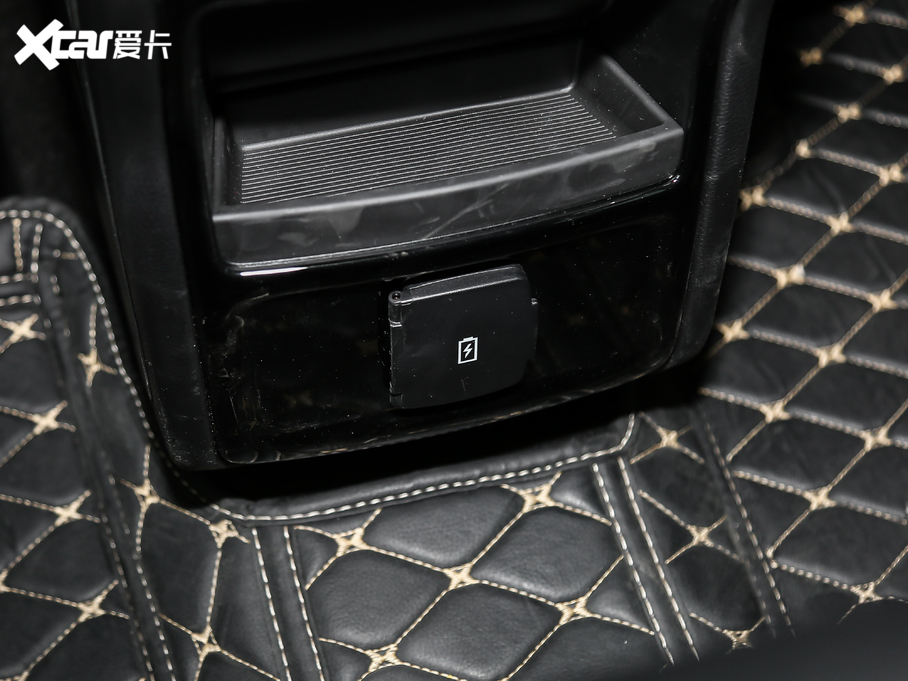 2020J EcoBoost 245 KJ 7