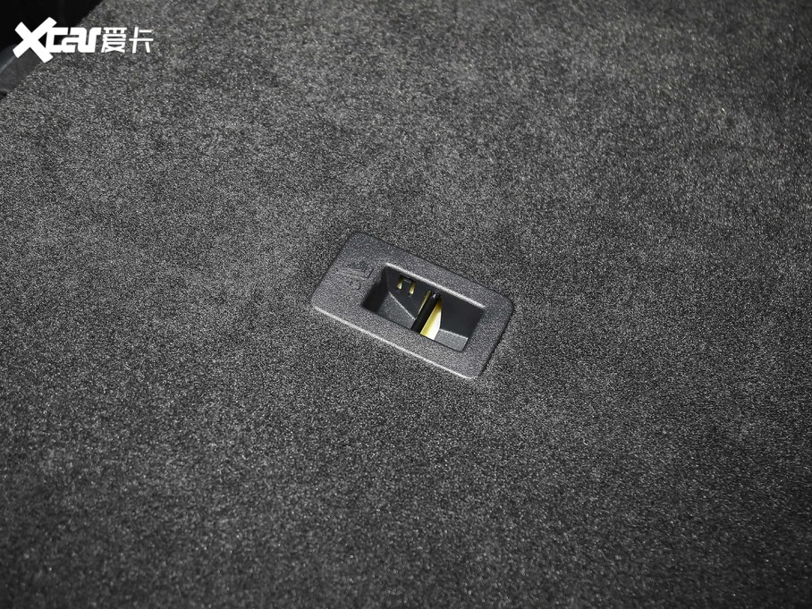 2020J EcoBoost 245 KJ 7