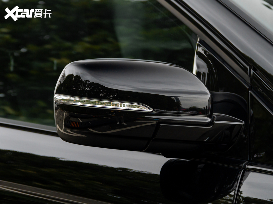 2020J EcoBoost 245 (q)ST-Line 5