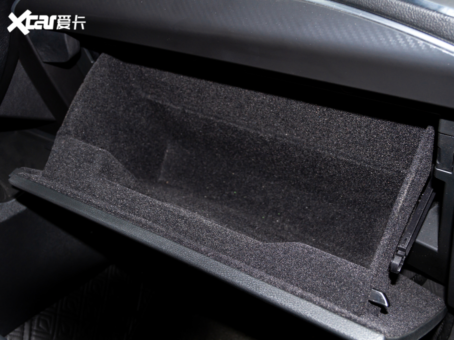 2020J EcoBoost 245 (q)ST-Line 5