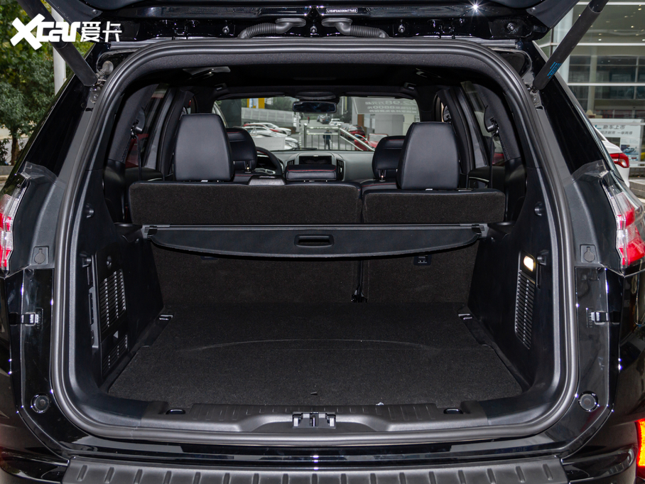 2020J EcoBoost 245 ST-Line 5