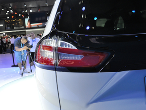 2020EcoBoost 245 ST-Line 7 ^