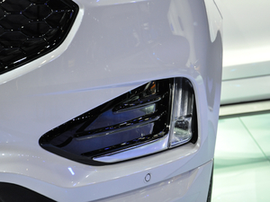 2020EcoBoost 245 ST-Line 7 ^