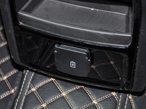 2020EcoBoost 245 ST-Line 7 п؅^