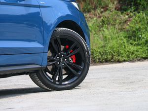 2020EcoBoost 330 (q)ST 7 (x)(ji)^