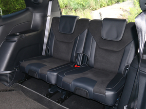 2020EcoBoost 330 ST 7 g