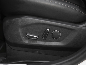 2020EcoBoost 245 JPlus 7 {{