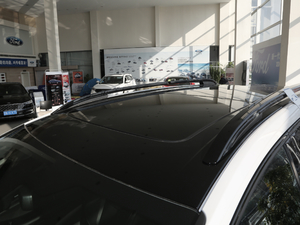 2020款EcoBoost 245 四驱ST-Line 7座 车顶