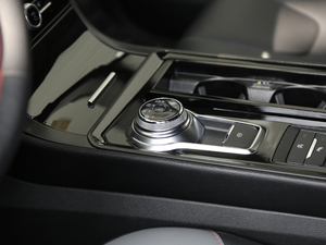 2020EcoBoost 245 ST-Line 7 g