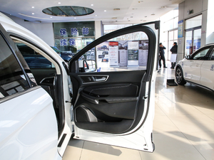 2020EcoBoost 245 J 7 g