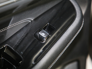 2020EcoBoost 245 J 7 g