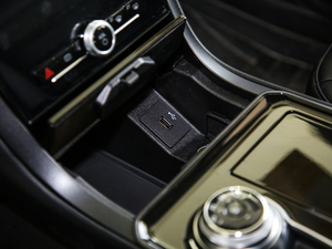 2020EcoBoost 245 (q)J 7 п؅^(q)