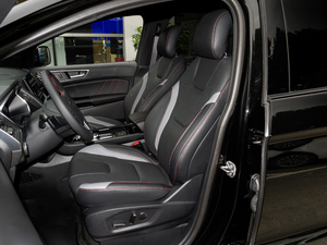 2020EcoBoost 245 ST-Line 5 {