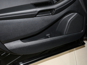 2020EcoBoost 245 (q)JPlus 7 g