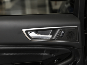 2020EcoBoost 245 (q)JPlus 7 g