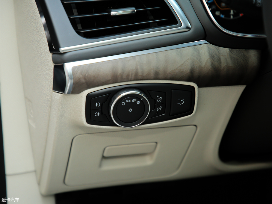 2019ţ EcoBoost 245 Vignale 