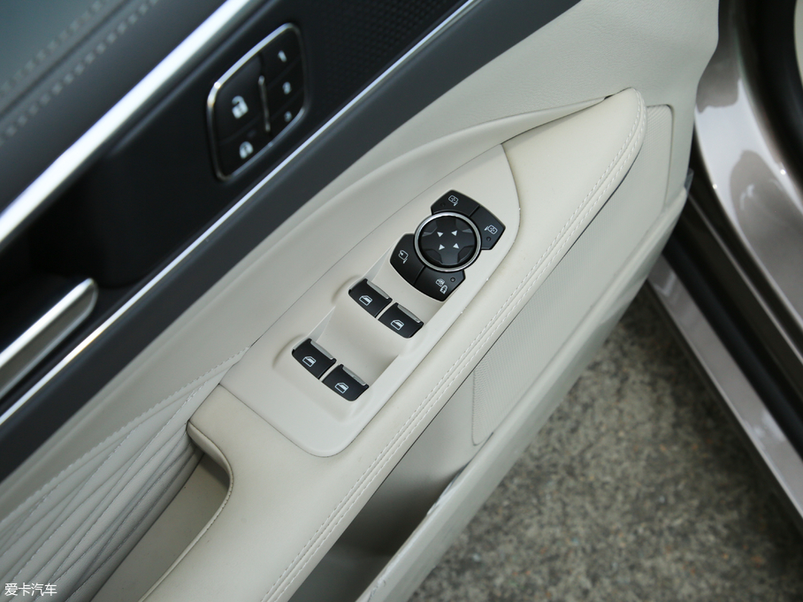 2019ţ EcoBoost 245 Vignale 