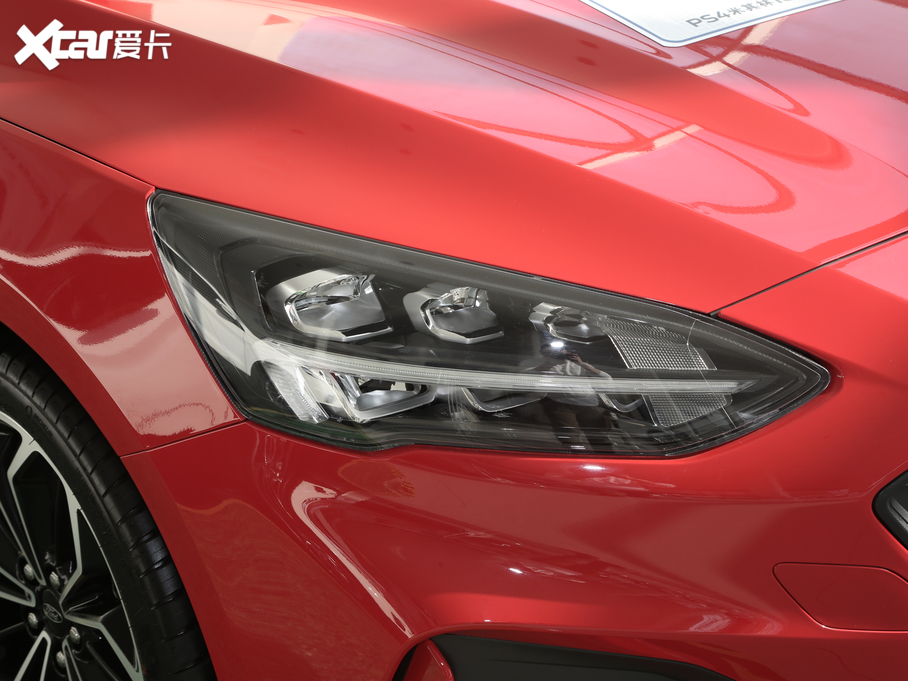 2020˹ Ɏ EcoBoost 180 ST Line