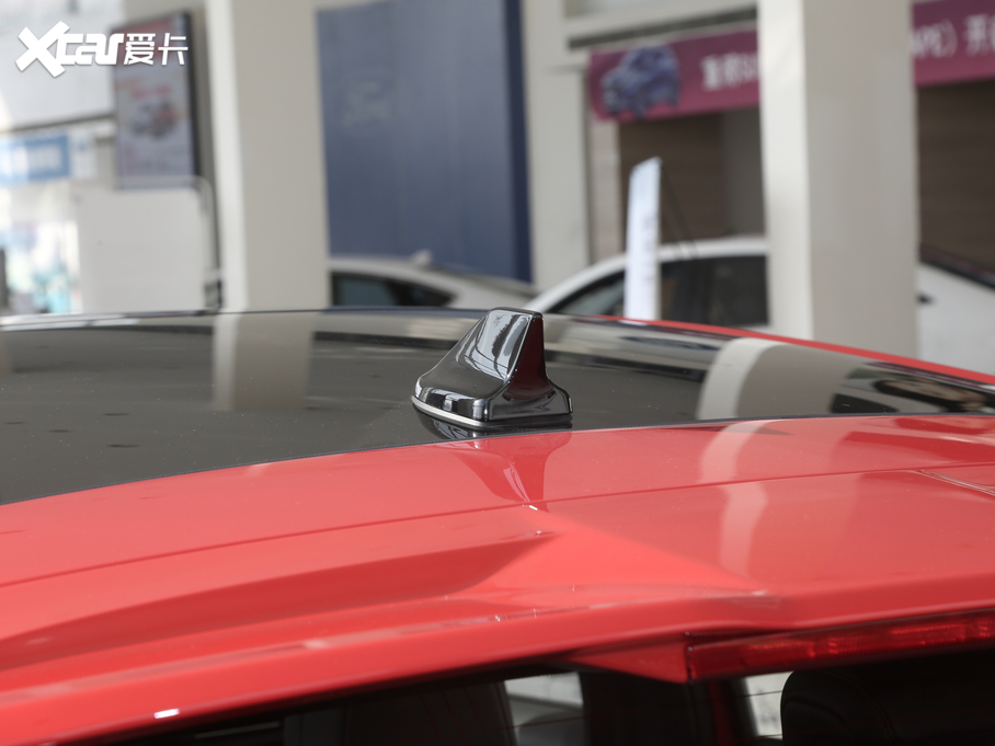 2020˹ Ɏ EcoBoost 180 ST Line