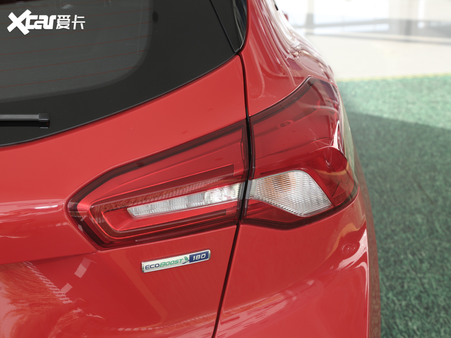 2020˹ Ɏ EcoBoost 180 ST Line