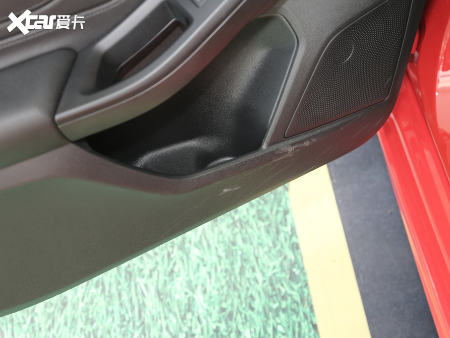 2020˹ Ɏ EcoBoost 180 ST Line