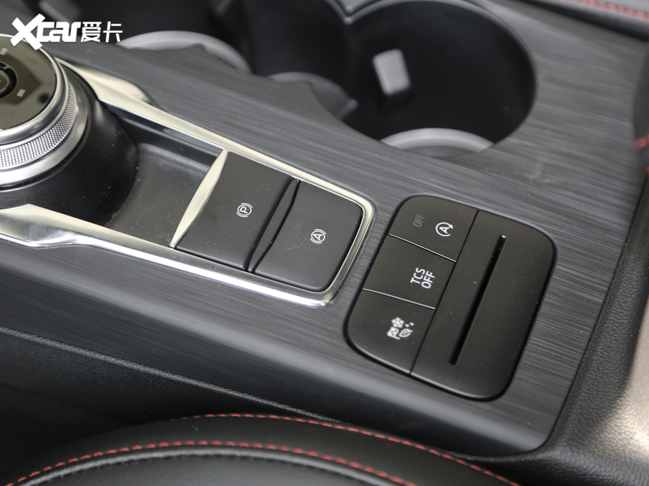 2020˹ Ɏ EcoBoost 180 ST Line