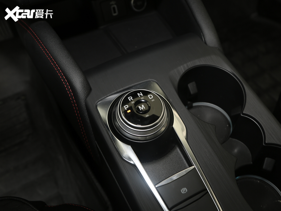 2020˹ Ɏ EcoBoost 180 ST Line